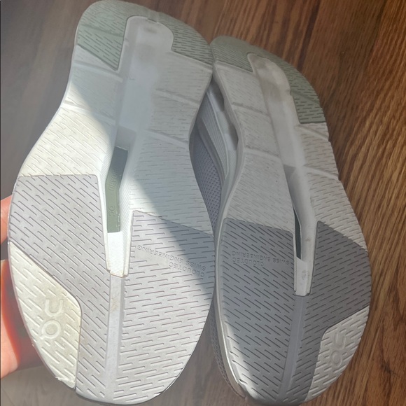 On Cloud easy Light Purple Sneakers US 7 - Picture 5 of 7